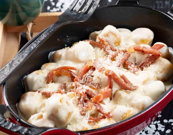 Gnocchi with Mascarpone Sauce and Crunchy Ham